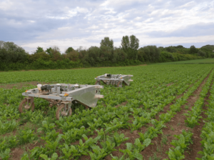farming revolution自主機器人